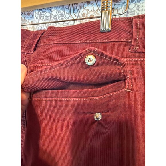 Gloria Vanderbilt Womens Corduroy Pants Size 12 Burgundy Casual Straight-Leg Mid - Picture 8 of 10